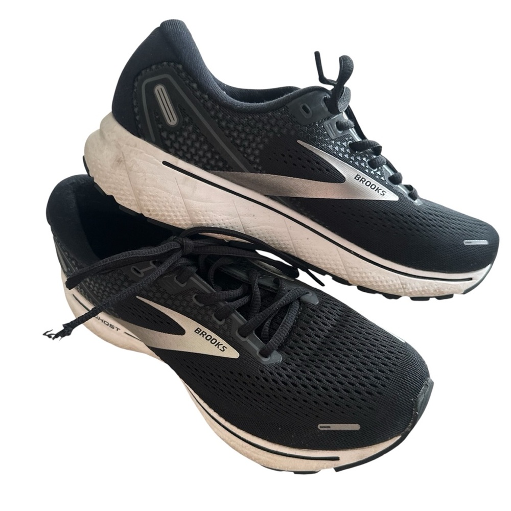 Brooks‎ Women’s Ghost 14, Black Running Shoes, Size 10M